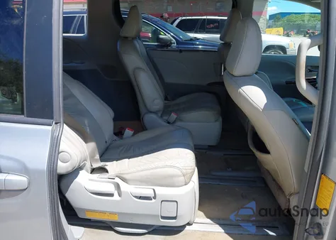 2012 Toyota Sienna Xle/Limited из США, поврежденный, VIN 5TDDK3DC9CS035753